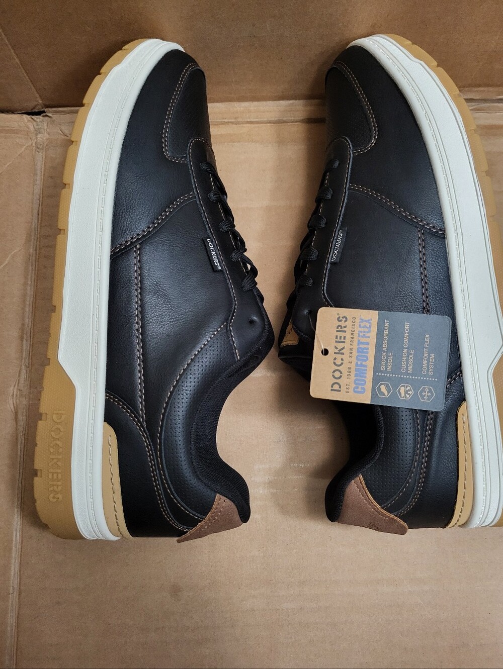Dockers Black Supreme Comfort Flex Sneakers Men Sizw 13M NEW